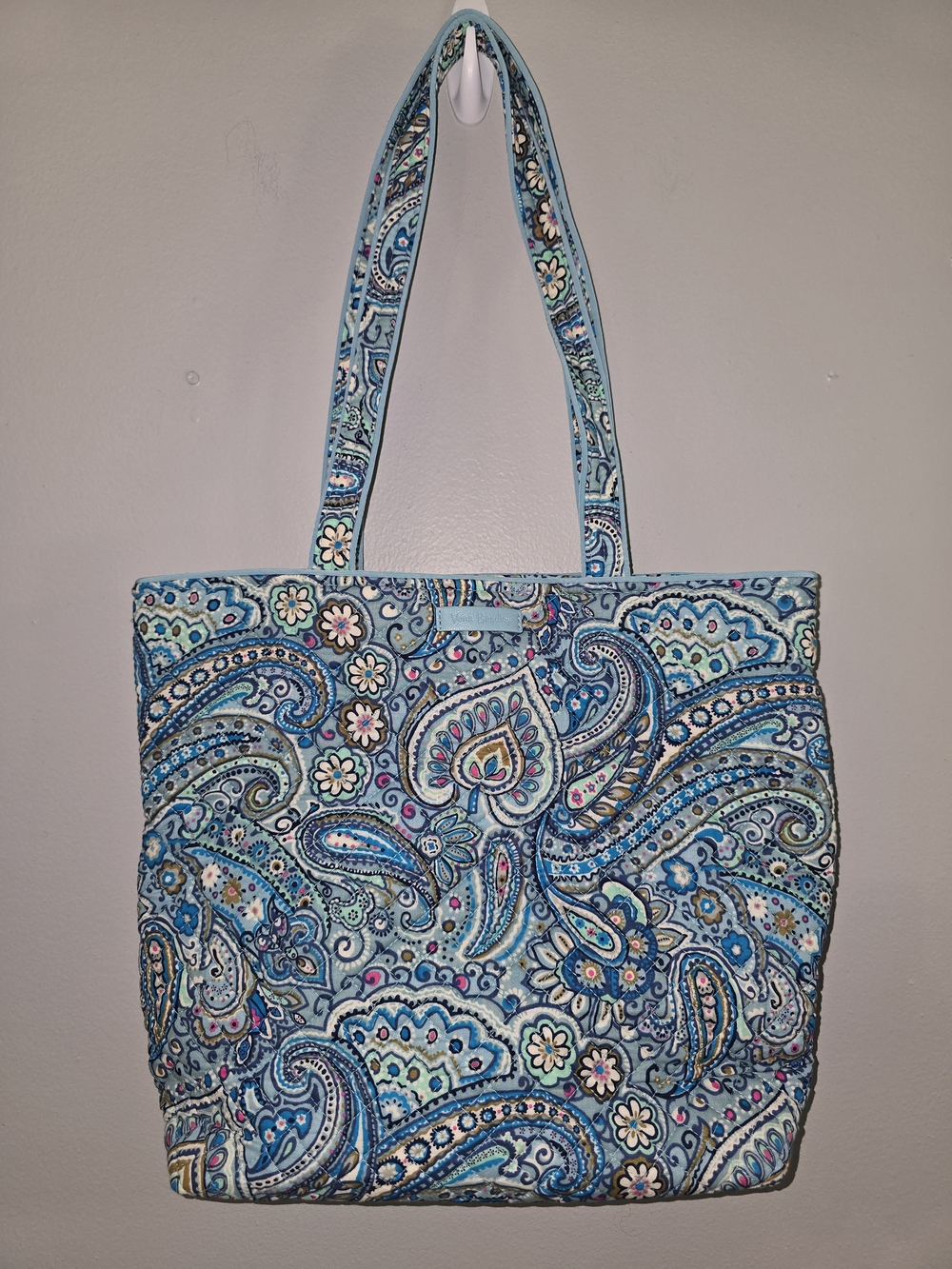 Vera Bradley retired "Daisy Dot Paisley" classic tote - Picture 9 of 11